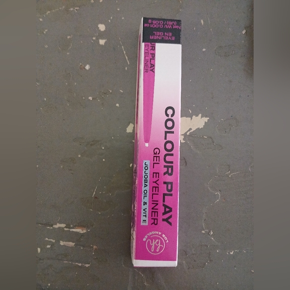 HB 6 pc Makeup Bundle New in original packaging - Picture 4 of 13